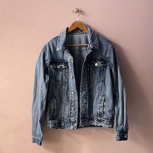 Charlotte Russe Refuge Medium Washed Blue Denim Jacket Size L EUC